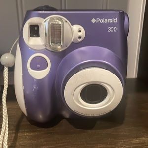 Polaroid 300